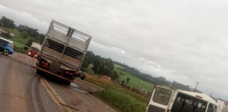 Acidente entre caminhão e van escolar deixa cinco estudantes feridos em Ijuí (RS)